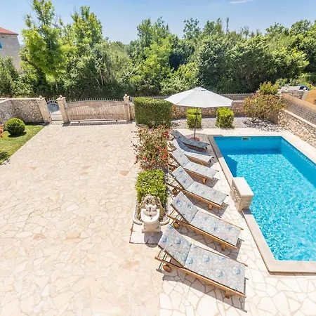 Villa Villas Nina