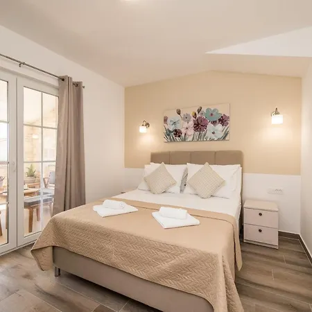 Villas Nina Villa