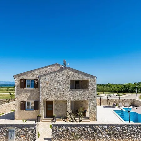 Villa Villas Nina