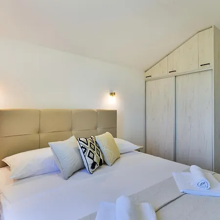 Villa Villas Nina *